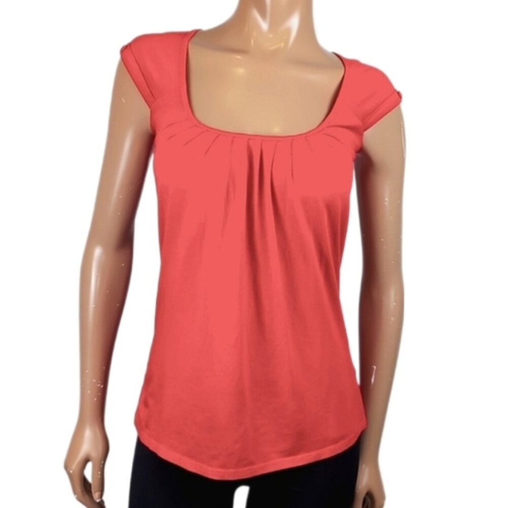 RW&Co Pleated Scoop Neck Tshirt Cap Seeve Top Cotton Modal Button Accent